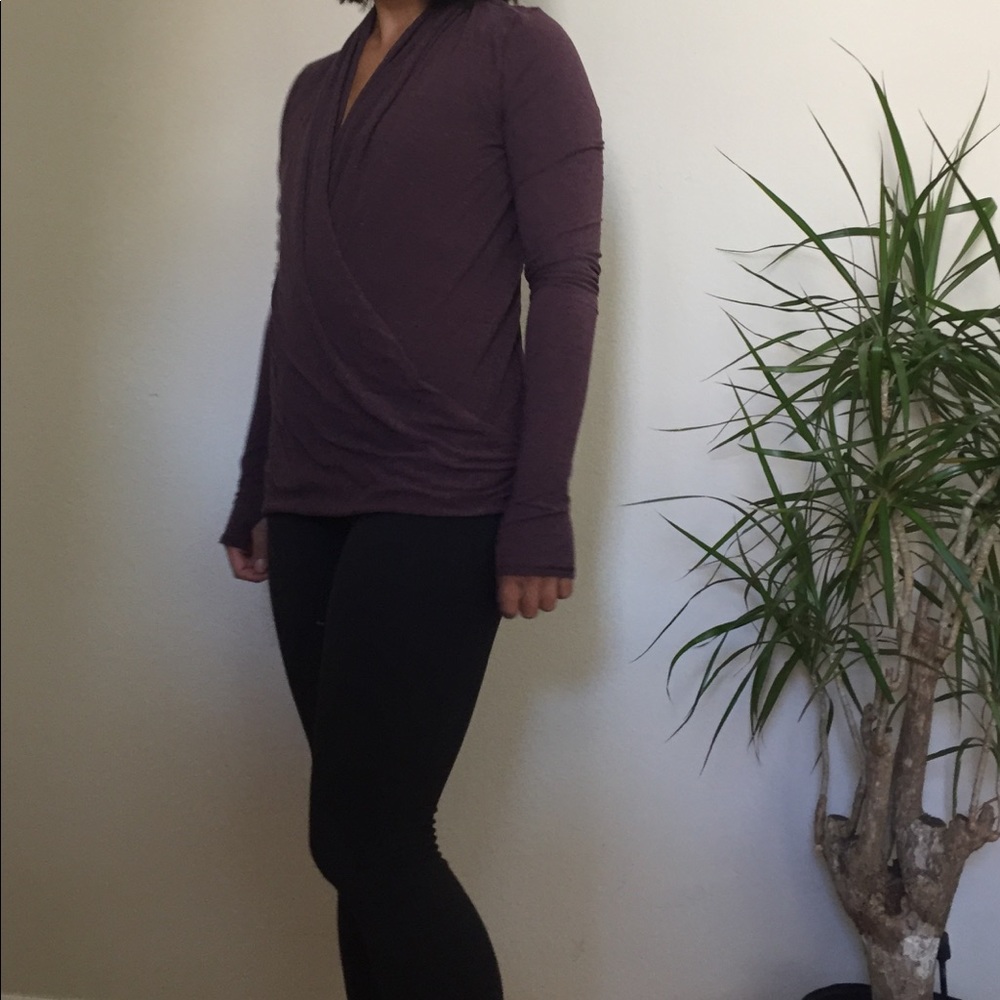 Lululemon long sleeve coverup